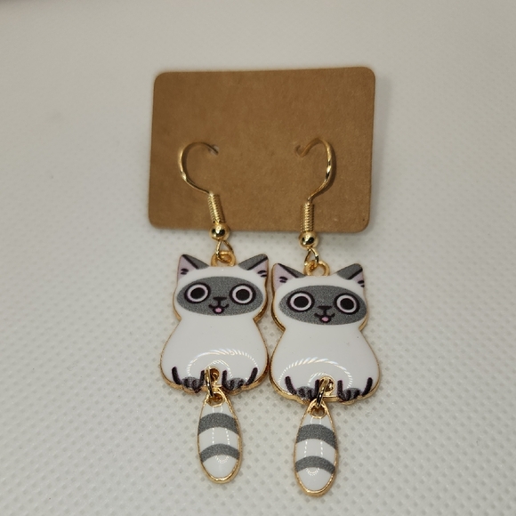 Jewelry - Cute Cat Earrings‎ with Gold Accents